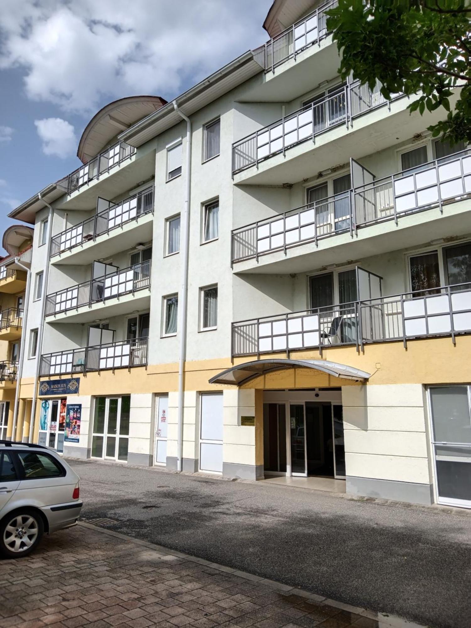 Viola Wellness Apartman Apartamento Zalakaros Exterior foto